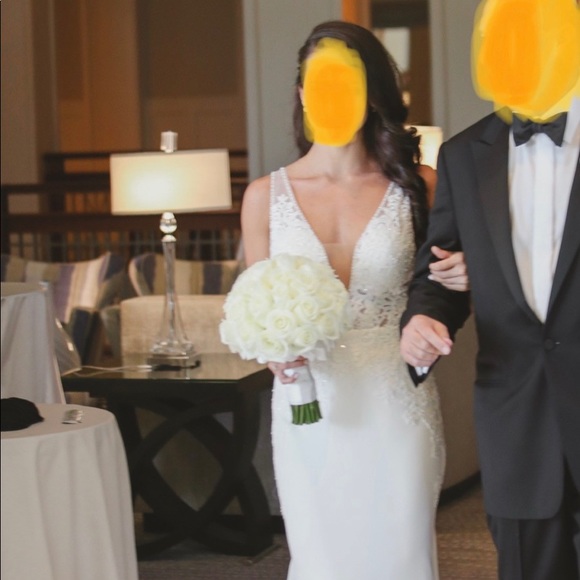 Essence of Australia D2508 Wedding Dress - Picture 4 of 11